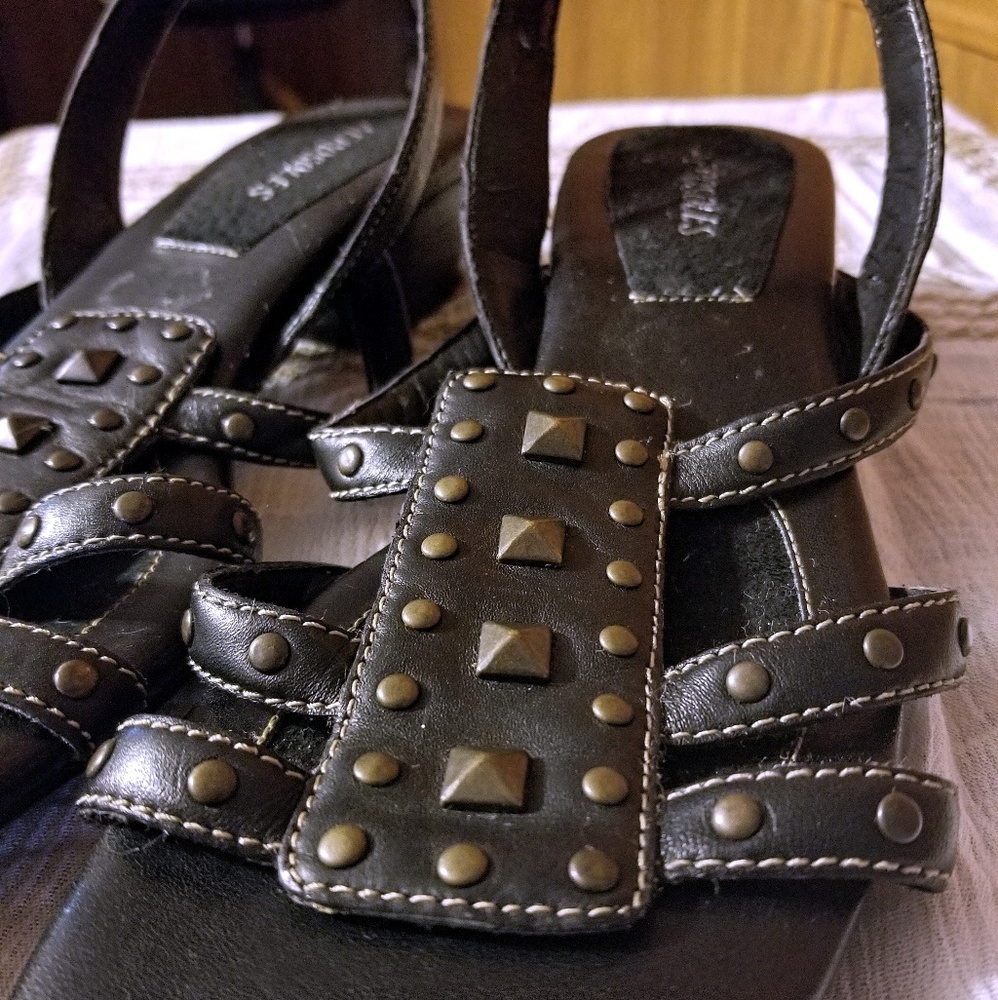 Aerosoles sandals, black with metallic accent